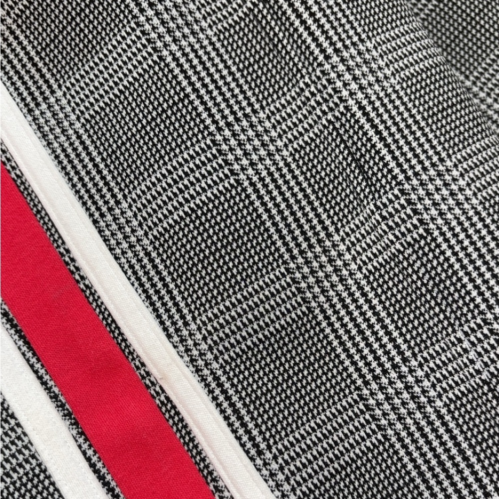 Houndstooth Ankle Pants - Picture 10 of 12
